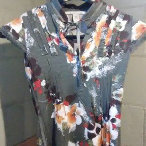 American Rag Cie women's blouse size S, very nice